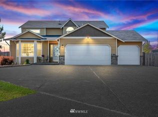 16512 Rainier View Dr SE, Yelm, WA 98597