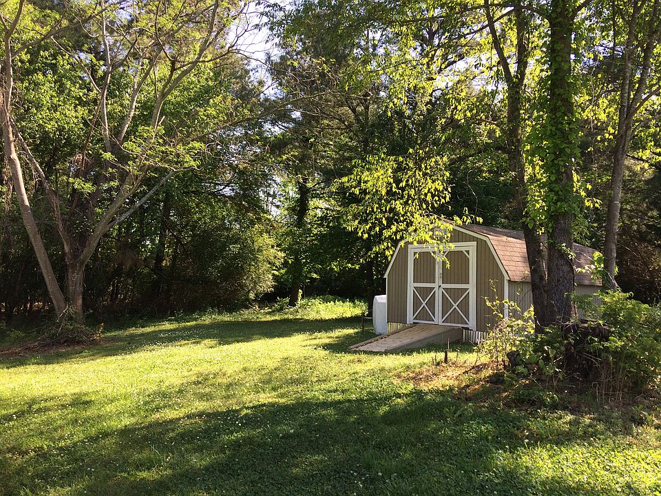 2nd image of 187 Townsend Dr