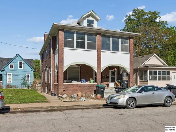 528 S 26th Ave, Omaha, NE 68105