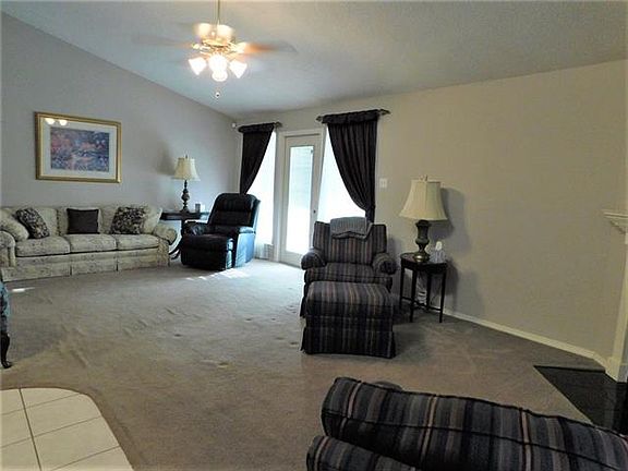 5th image of 2552 Crestridge Cir
