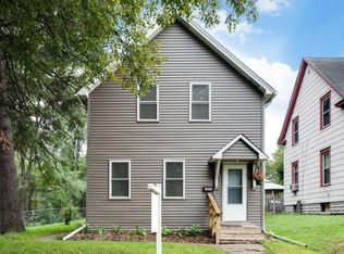 1076 Ross Ave, Saint Paul, MN 55106