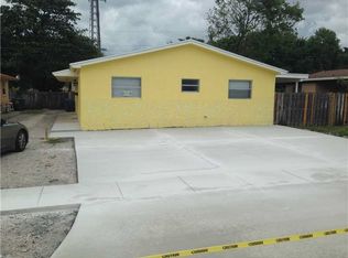 6133 Lincoln St, Hollywood, FL 33024