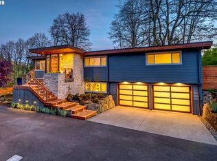 12391 SW Clara Ln, Lake Oswego, OR 97035