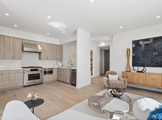 425 1st St #31, Los Altos, CA 94022
