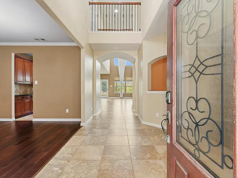25907 Foxrun Vista Dr — Photo 5