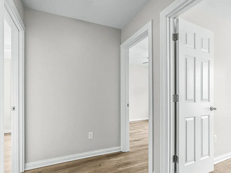 400 Newman Way — Photo 16