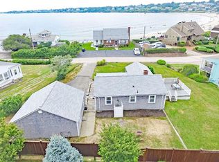 32 Dunes Rd, Narragansett, RI 02882
