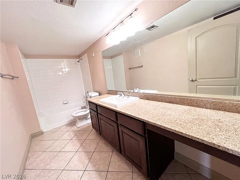 1150 N Buffalo Dr #1077 — Photo 14