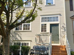 207 Frazer Dr, Purcellville, VA 20132