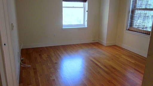 3rd image of 901 Bush St APT 507