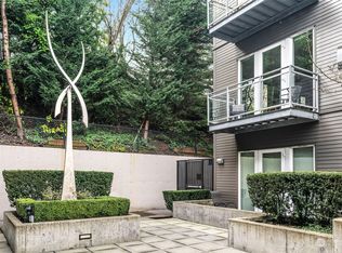 375 Kirkland Ave APT 225, Kirkland, WA