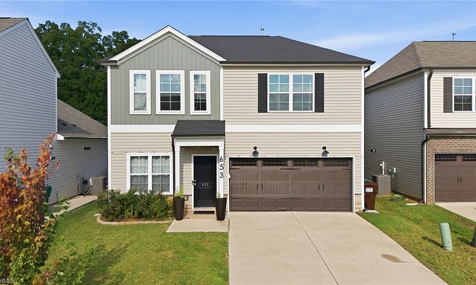 1st image of 653 Cam Cir