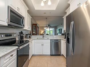 2860 Cypress Trace Cir APT 1813, Naples, FL 34119