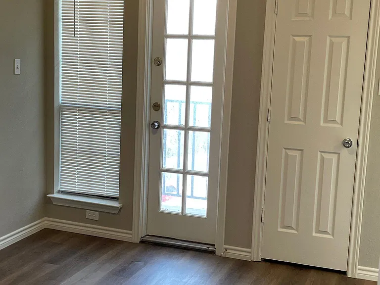 6108 Abrams Rd — Photo 1