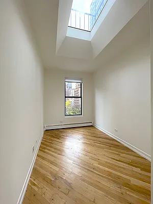 Rented by Compass | media 10