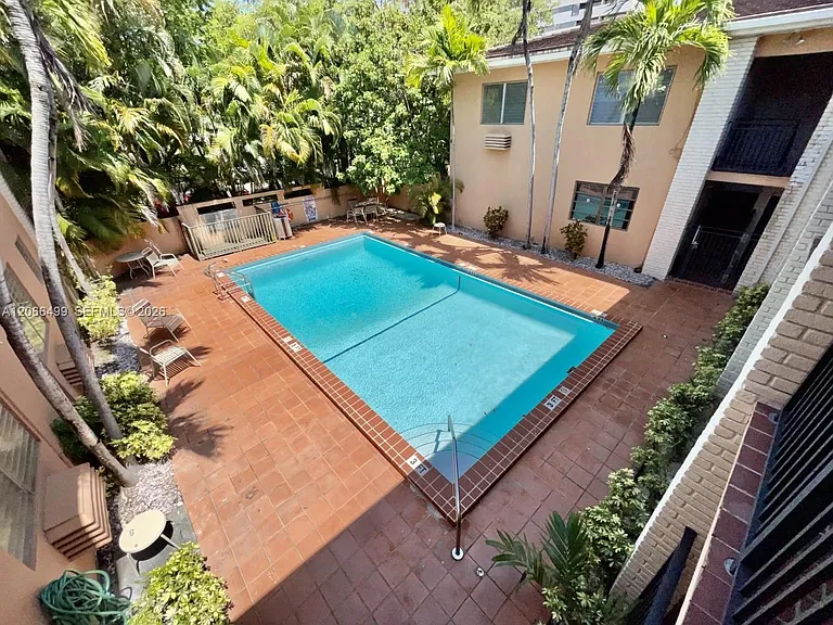 218 Santillane Ave #21 — Photo 2