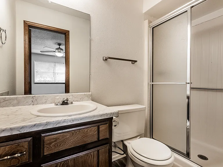 9910 Keisa Cir — Photo 12