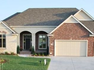 2205 W Driftwood St, Wichita, KS 67204