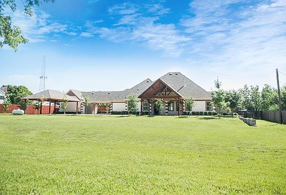 3rd image of 6907 Grindstone Ct