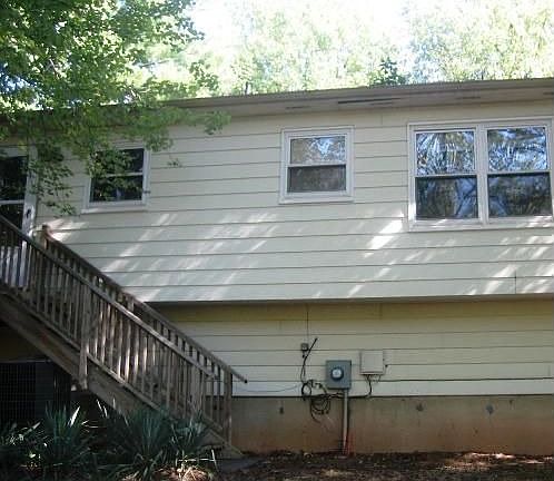 2nd image of 1240 Sunset Ct