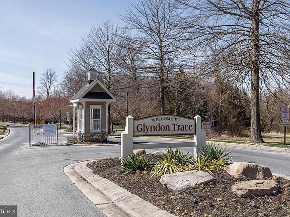 2nd image of 113 Teapot Ct