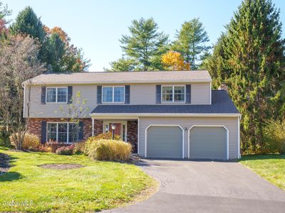 44 Grantwood Road, Delmar, NY, 12054