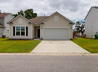 17 Chauga St, Beaufort, SC 29906