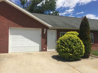 1503 Colin Bradley Dr APT A, Marion, IL 62959