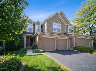 19 Ashford Ct, Lincolnshire, IL