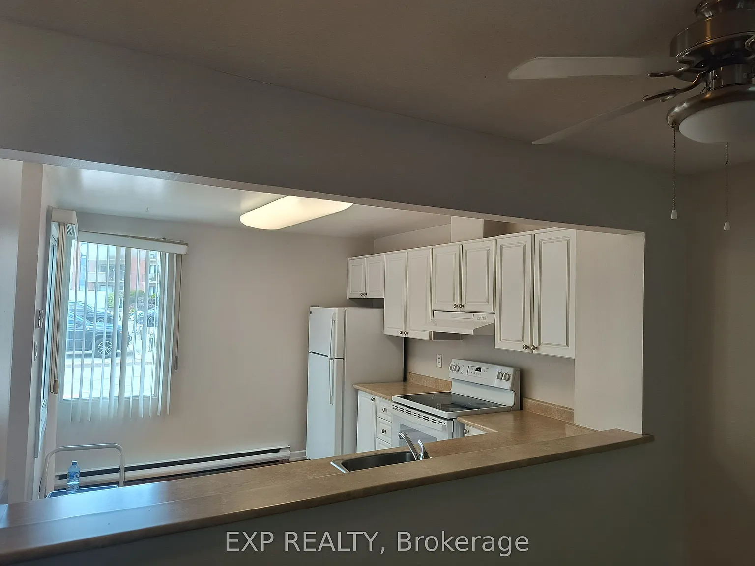 3 bed, $2,595 — Photo 4