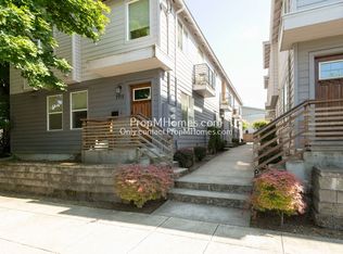 7716 SE Washington St, Portland, OR 97215