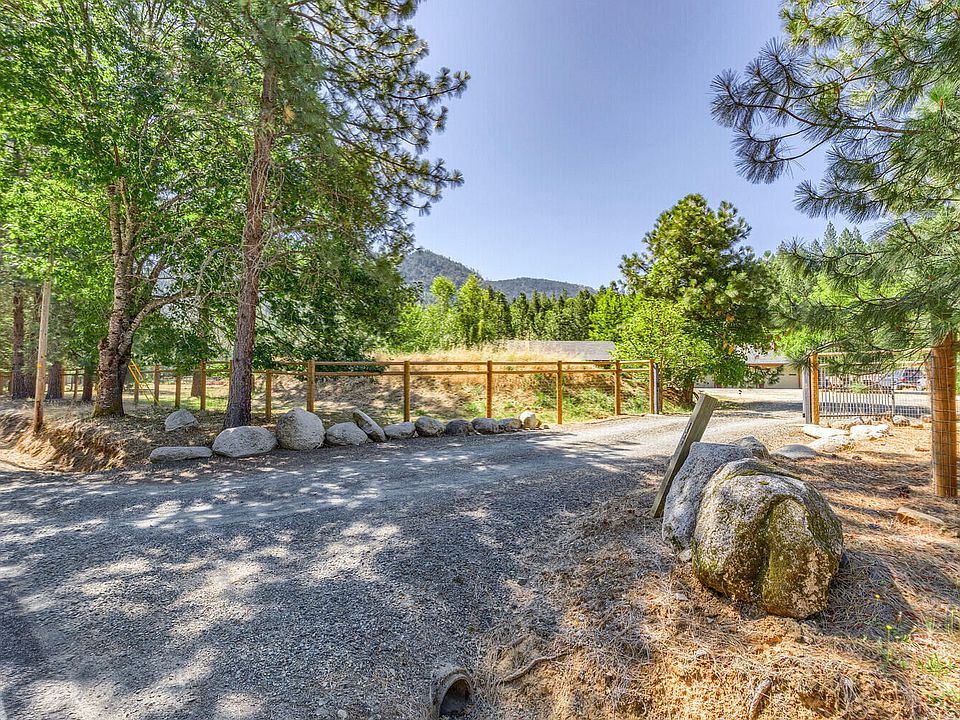 2343 Fish Hatchery Rd, Grants Pass, OR 97527 Zillow