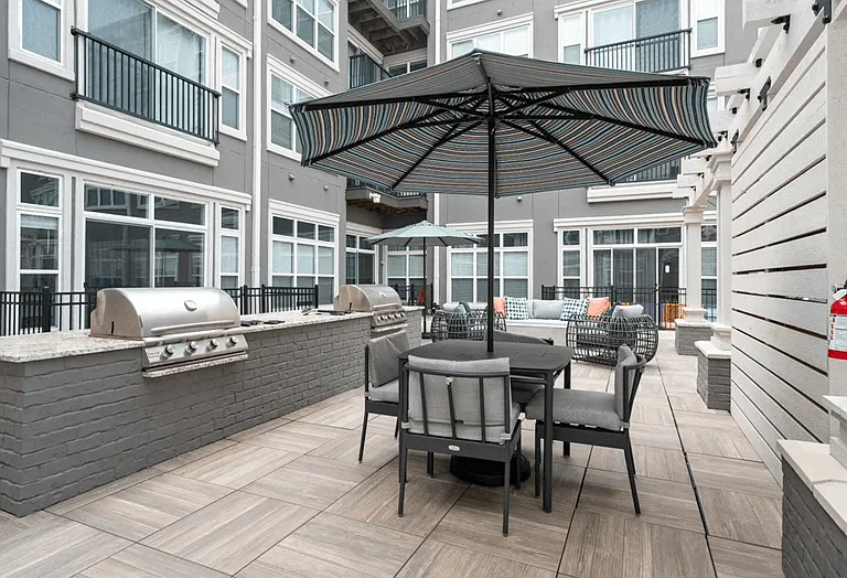 Liberty Center Apartments — Photo 38