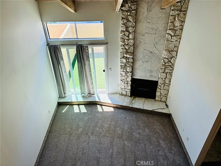 16701 Bolsa Chica St — Photo 9