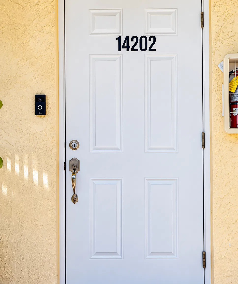 2 bed, 870 sqft, $2,250 — Photo 3
