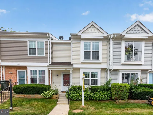 103 Saint Charles Sq, Sterling, VA 20164