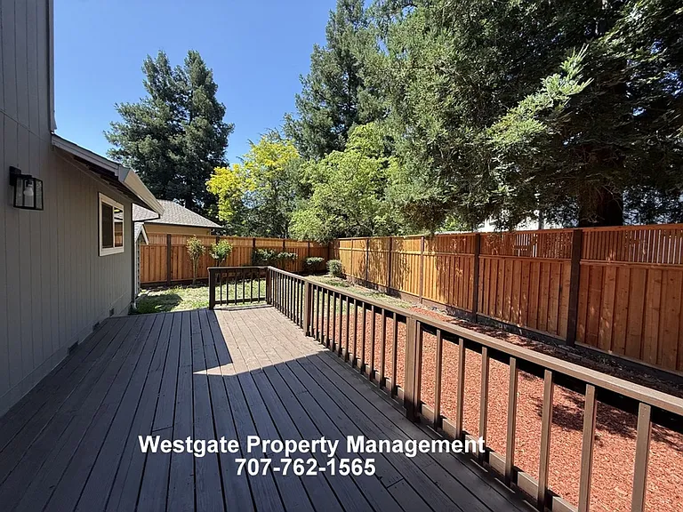 4367 Gloria Ct — Photo 5