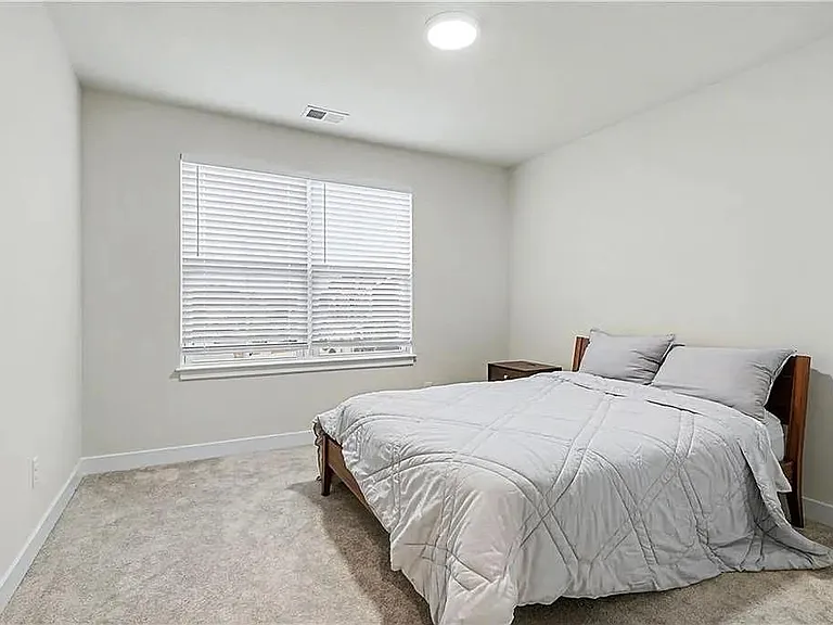 136 Salt Lake Ln — Photo 16
