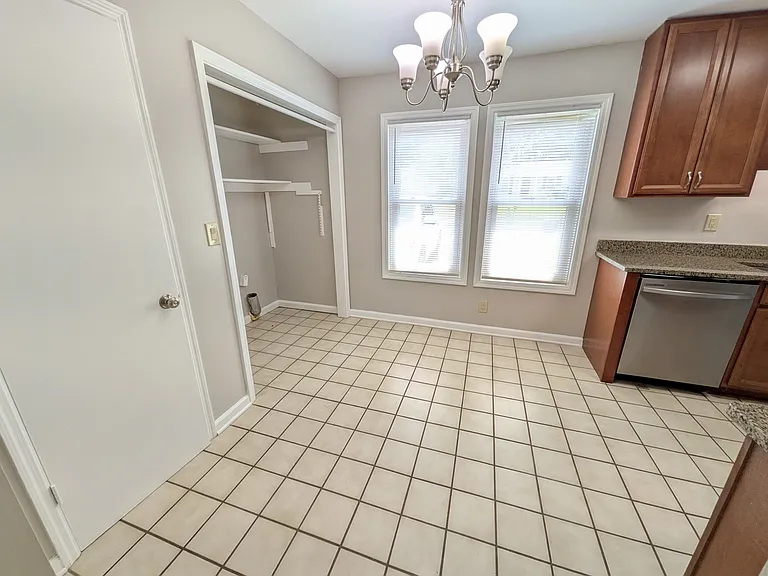 14012 Hurstland Dr SW — Photo 4