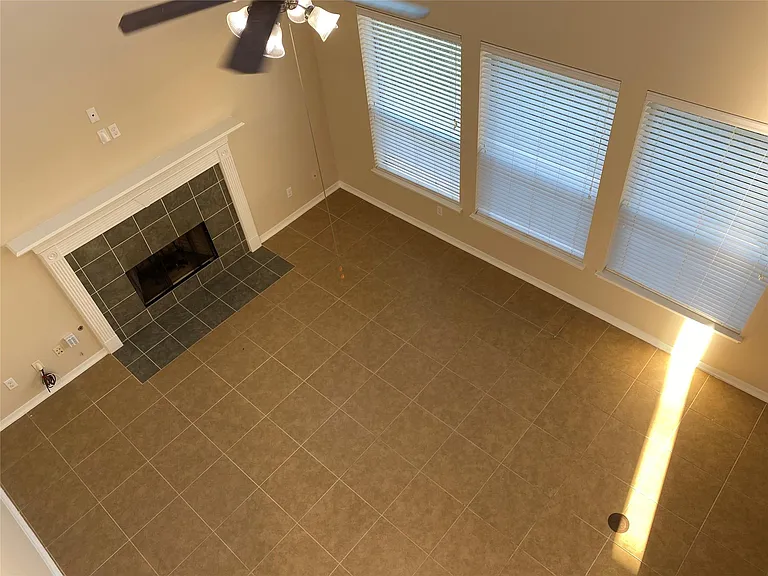 10930 Reston Point Dr — Photo 11