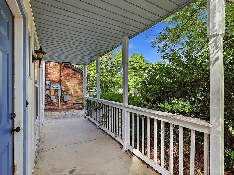 7668 NW Chatham Cir — Photo 4