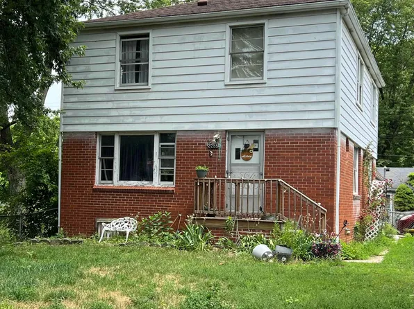 2288 Vivian Rd, Monroe, MI 48162