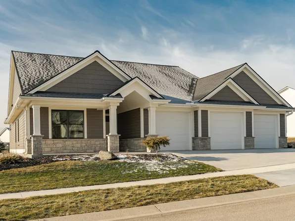 2608 Bentley Dr SW, Rochester, MN 55902