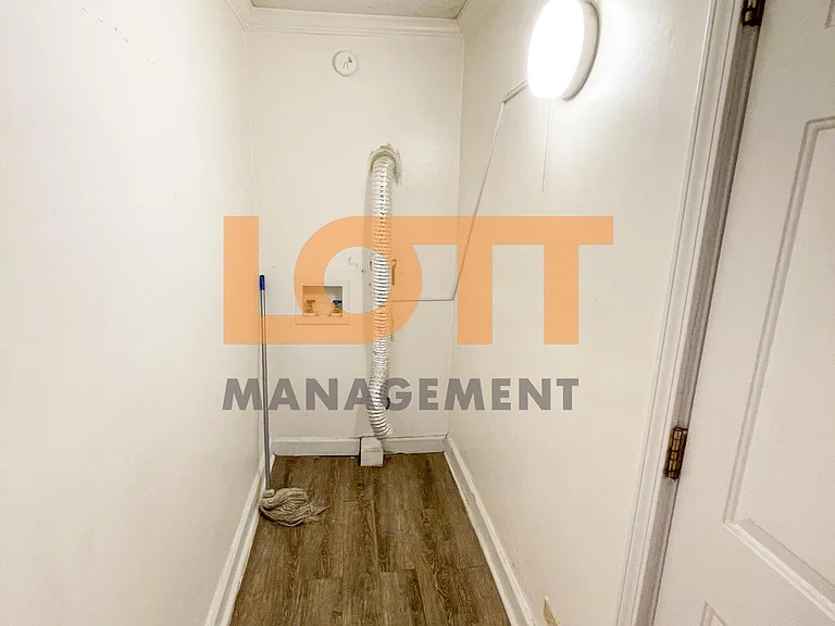 4 Pelzer St — Photo 20