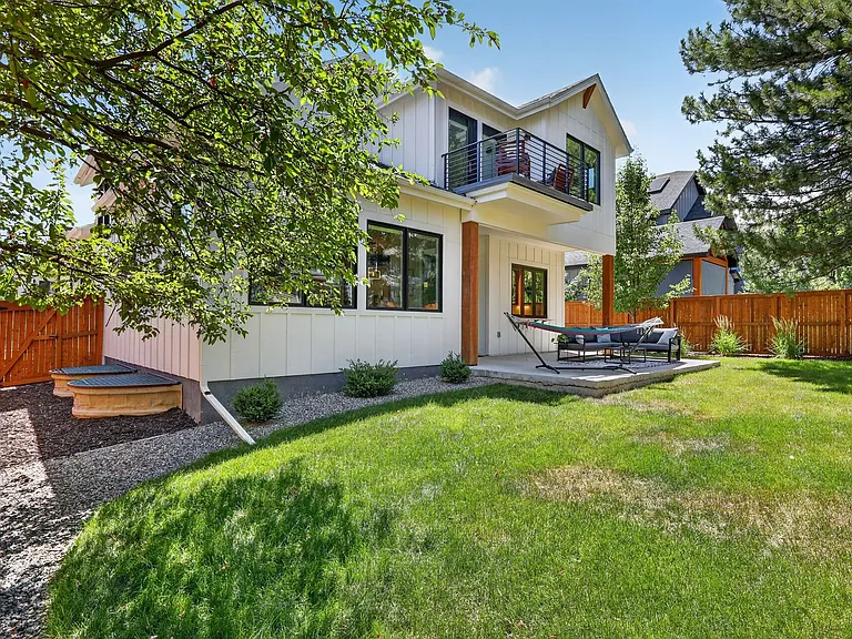 849 Union Ave — Photo 42