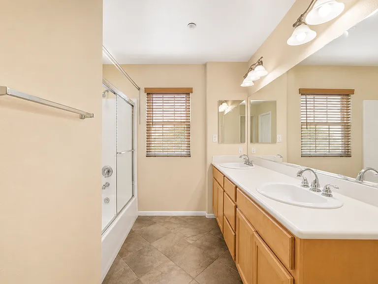 10430 Shelborne St #42 — Photo 25