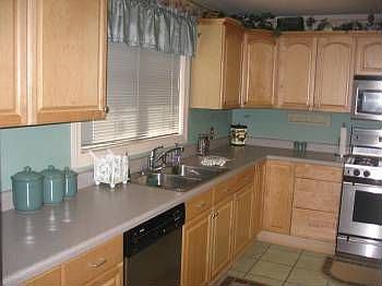 5th image of 628 Olive Ave