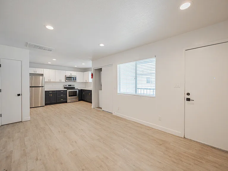 715 N 12th Ave, Phoenix Az — Photo 9