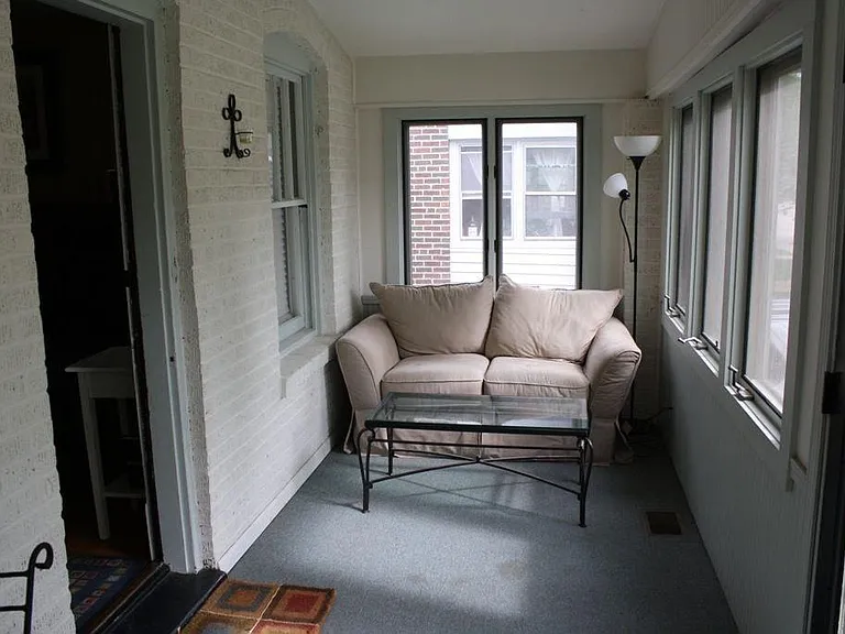 1317 Claytonia Ter — Photo 2