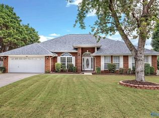 7001 Thornwood Ln SE, Owens Cross Roads, AL 35763